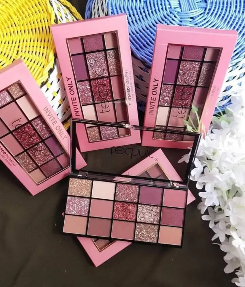 Technic Eyeshadow Palette